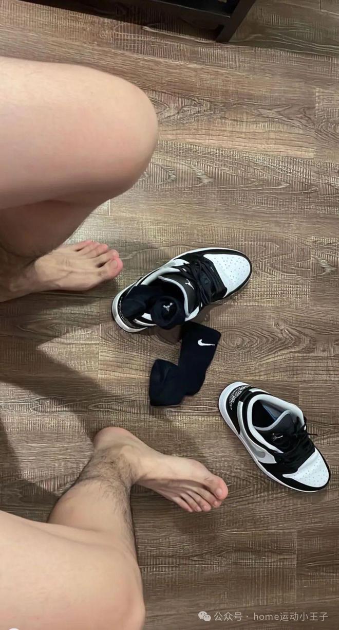 化武器”：臭脚与臭鞋的秘密联盟球友会体育网站体育生的 “生