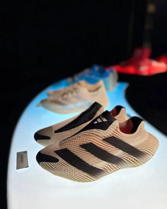 」不再只是联名、限量款2025 的「好球鞋(图20)